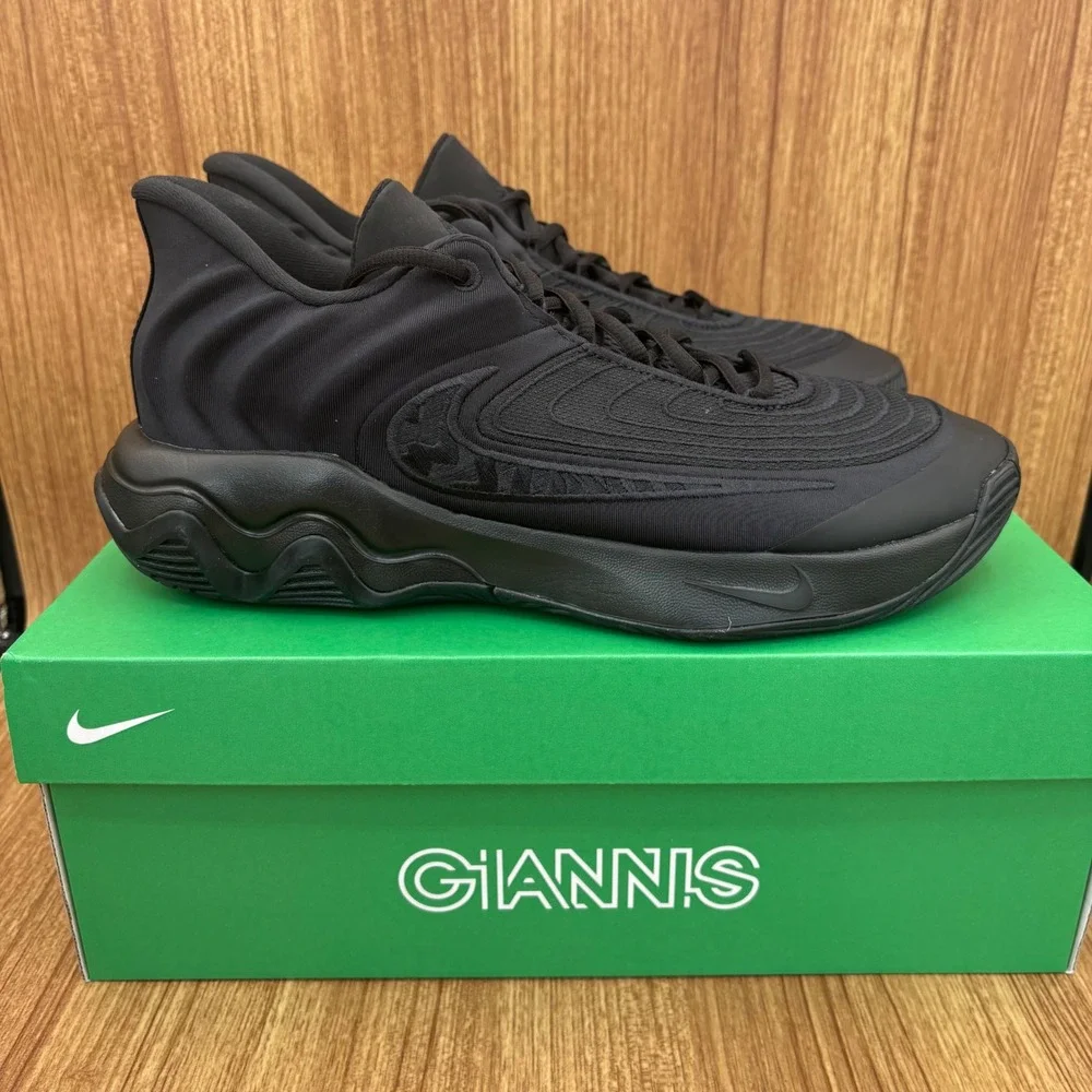 Nike Giannis Immortality 4 Triple Black Basketball Shoes Mens 9.5 FQ3680-003 NEW